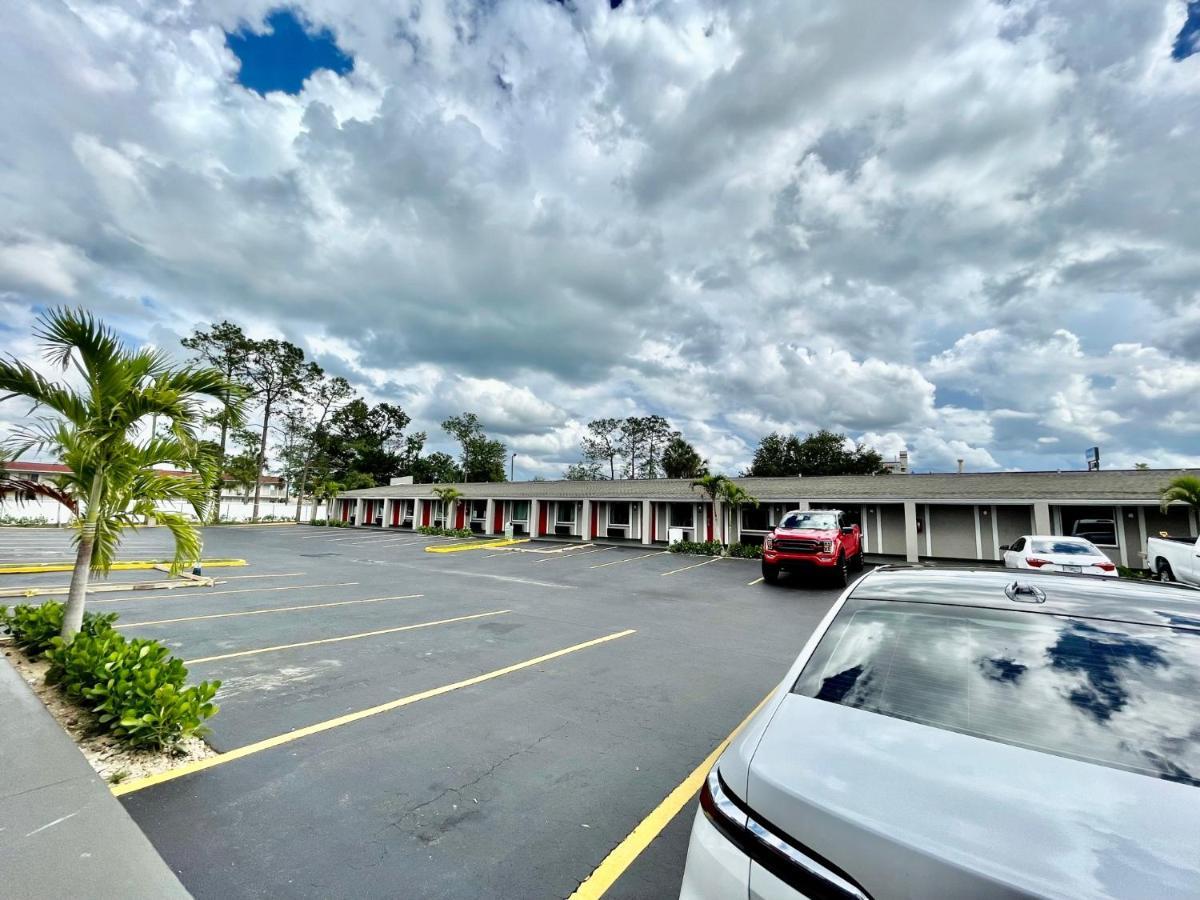 Hotel Super 8 By Wyndham Kissimmee-Orlando Four Corners Esterno foto