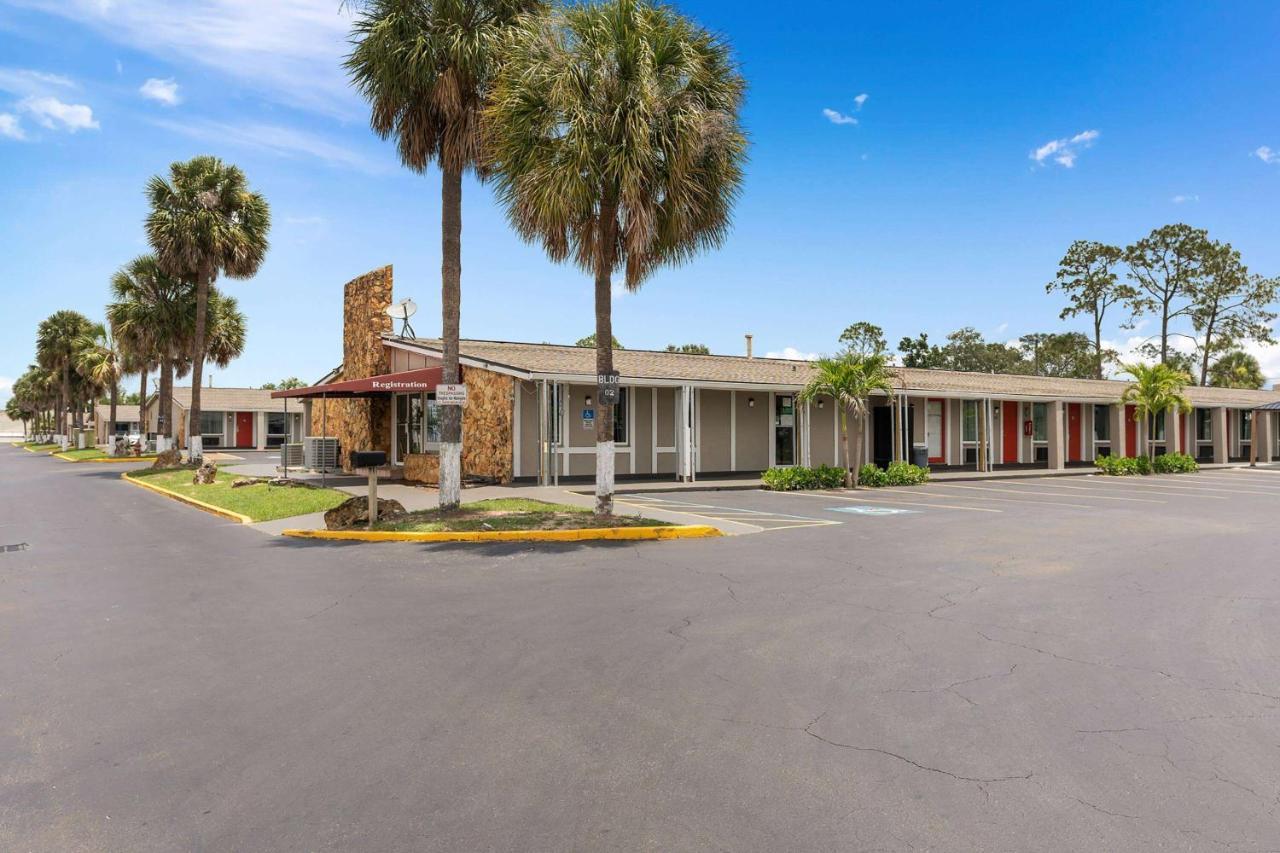 Hotel Super 8 By Wyndham Kissimmee-Orlando Four Corners Esterno foto
