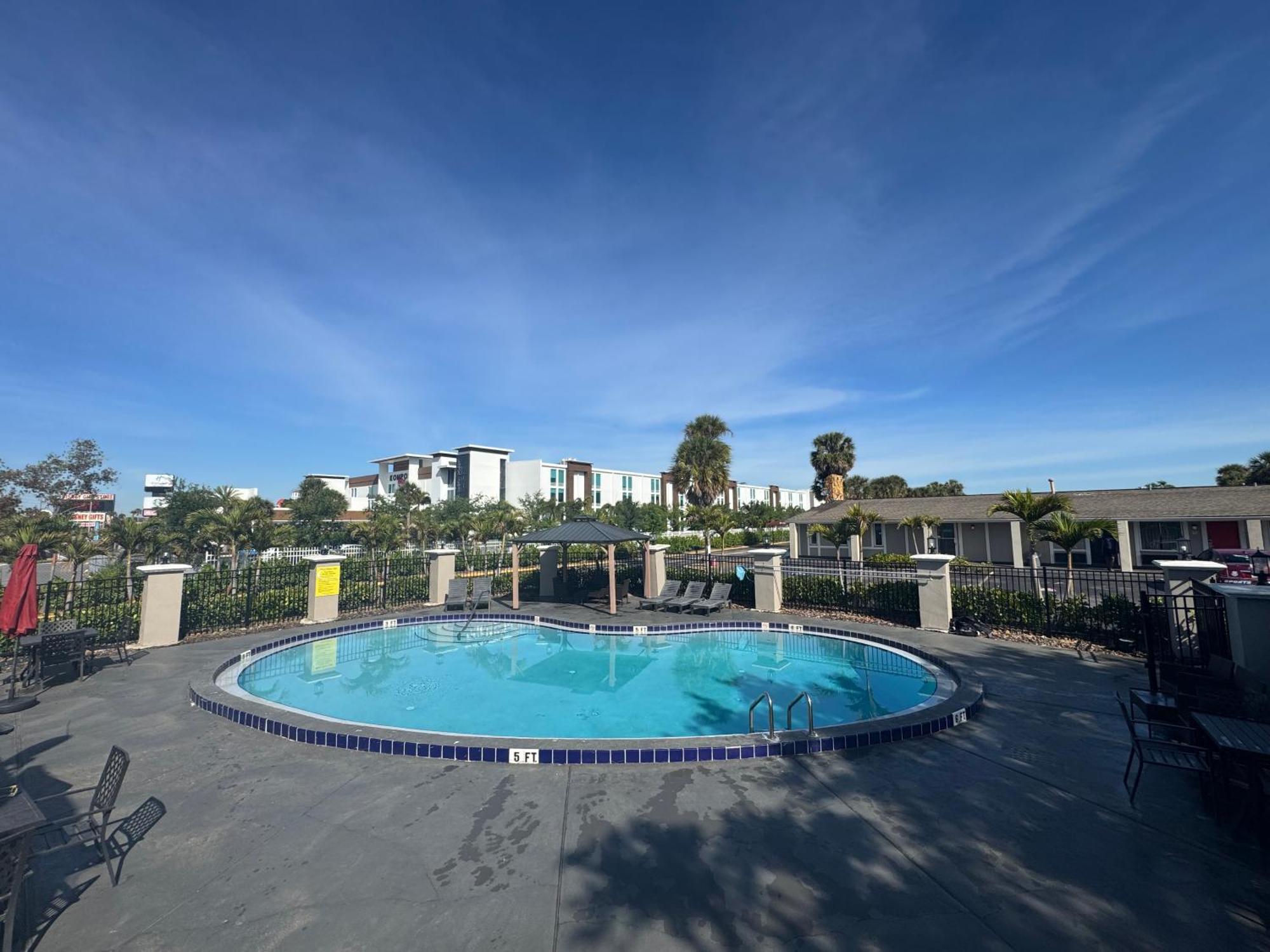 Hotel Super 8 By Wyndham Kissimmee-Orlando Four Corners Esterno foto